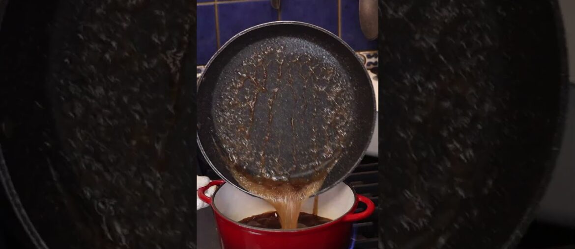 POUTINE EN 60 SECONDES POUTINE EN 60 SECONDES