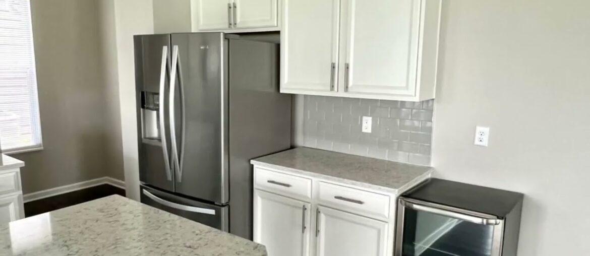 10922 Liberation Trace, Noblesville, IN 46060 10922 Liberation Trace, Noblesville, IN 46060