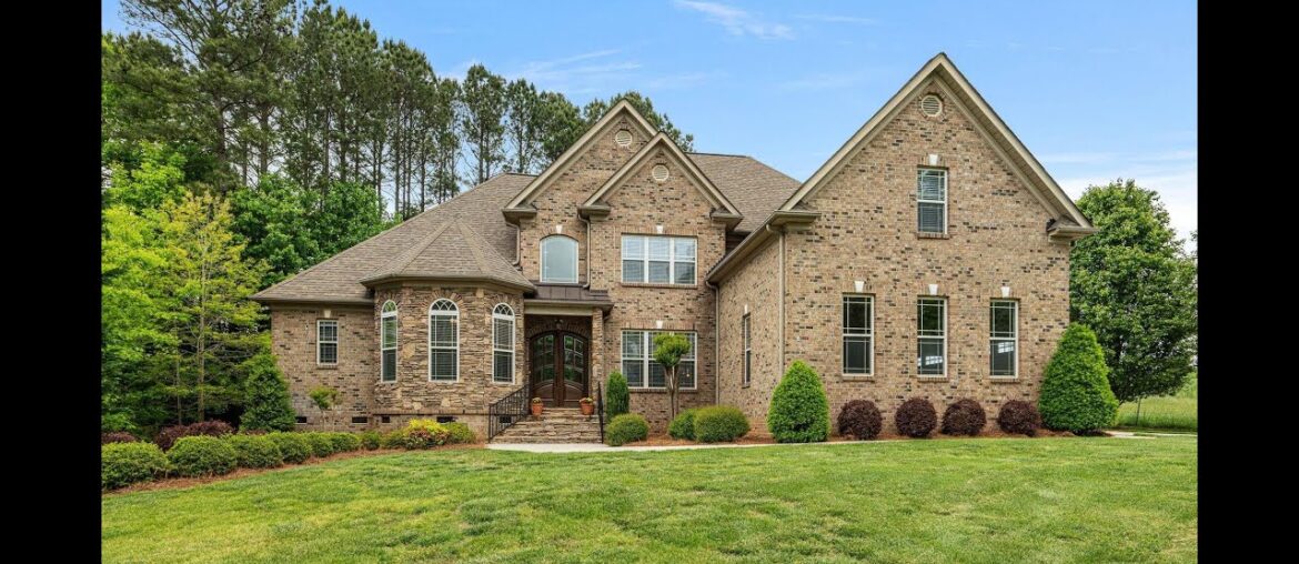 Residential for sale – 139 Waterbury Drive, Mooresville, NC 28117 Residential for sale - 139 Waterbury Drive, Mooresville, NC 28117