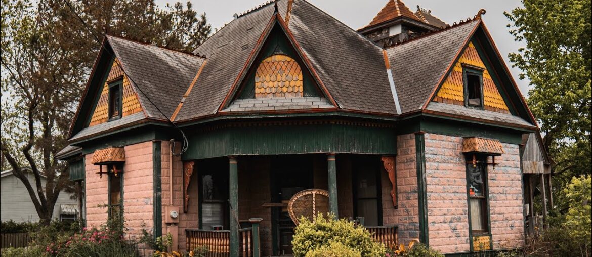 Exploring a World War 1 Veteran's ABANDONED House with EVERYTHING Left Behind | Found Wooden Legs Exploring a World War 1 Veteran's ABANDONED House with EVERYTHING Left Behind | Found Wooden Legs