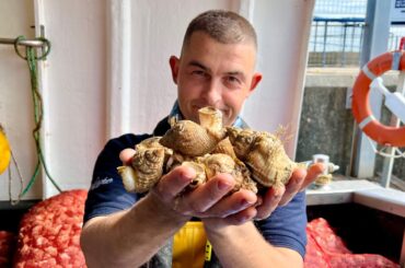 Commercial Fishing - A day in the Life of a Commercial Whelk Fisherman | The Fish Locker