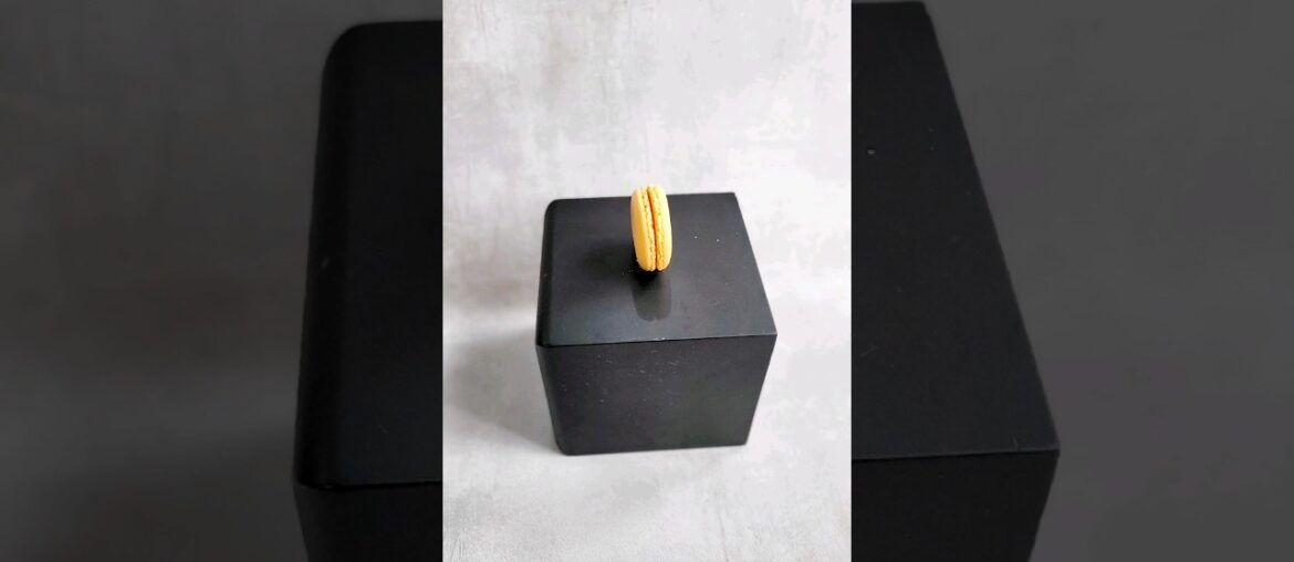 Easy macarons recipe - French Method #shorts #cooking