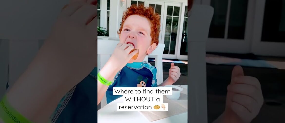 Where to find Mickey Waffles without a reservation!