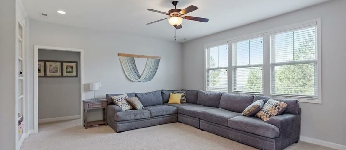 4800 Sunset Fairways Drive, Apex, NC 27539