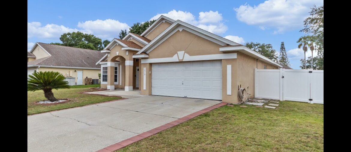 2812 Berkshire Circle Kissimmee, FL | ColdwellBankerHomes.com 2812 Berkshire Circle Kissimmee, FL | ColdwellBankerHomes.com