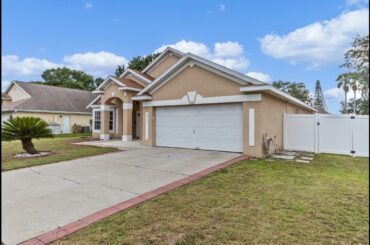 2812 Berkshire Circle Kissimmee, FL | ColdwellBankerHomes.com