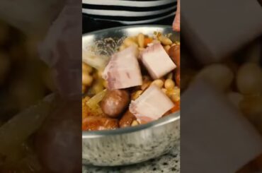 Cassoulet recipe! Easy Cassoulet. French cassoulet recipe. Quick dinner recipe.