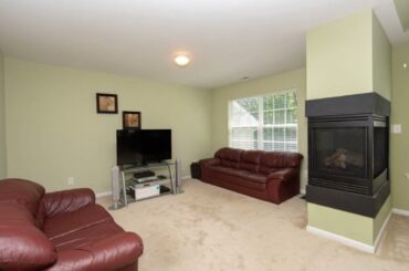 153 Blue Meadow Lane, Sicklerville, NJ 08081