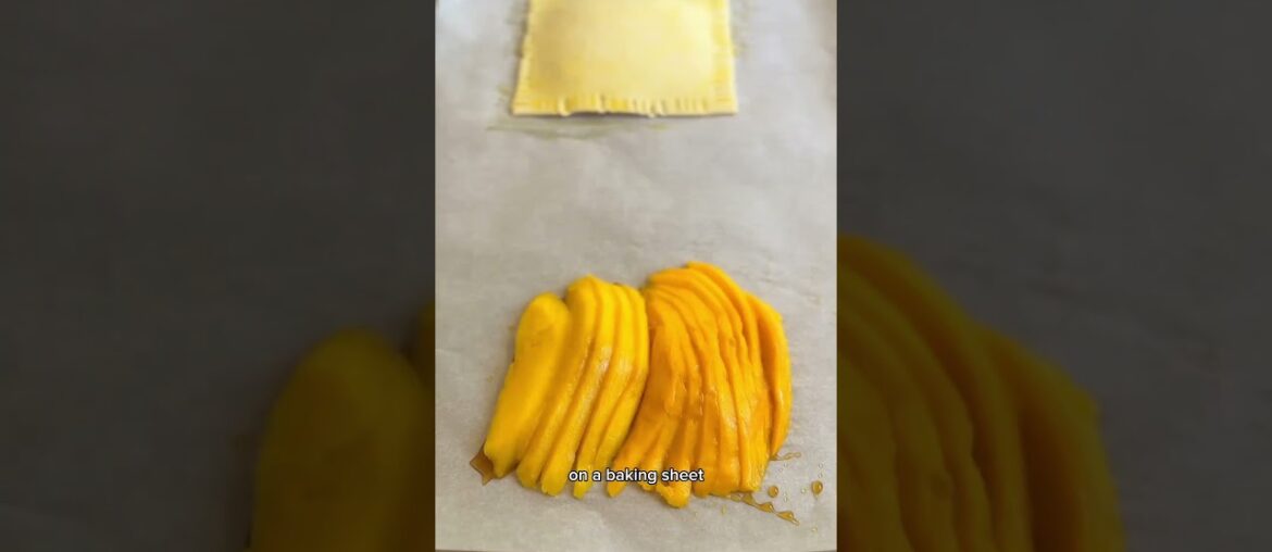 Trying the VIRAL Upside Down Puff Pastry Hack #recipehack #viralfood #pastry