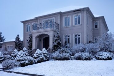 Exploring a Remarkable 18 Year Old Abandoned Mansion!!