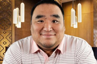 ASMR Luxury Hotel Check-In (Soft Spoken, Keyboard Sounds, Personal Attention)