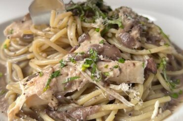 Pasta With Chicken And Red Wine Sauce!