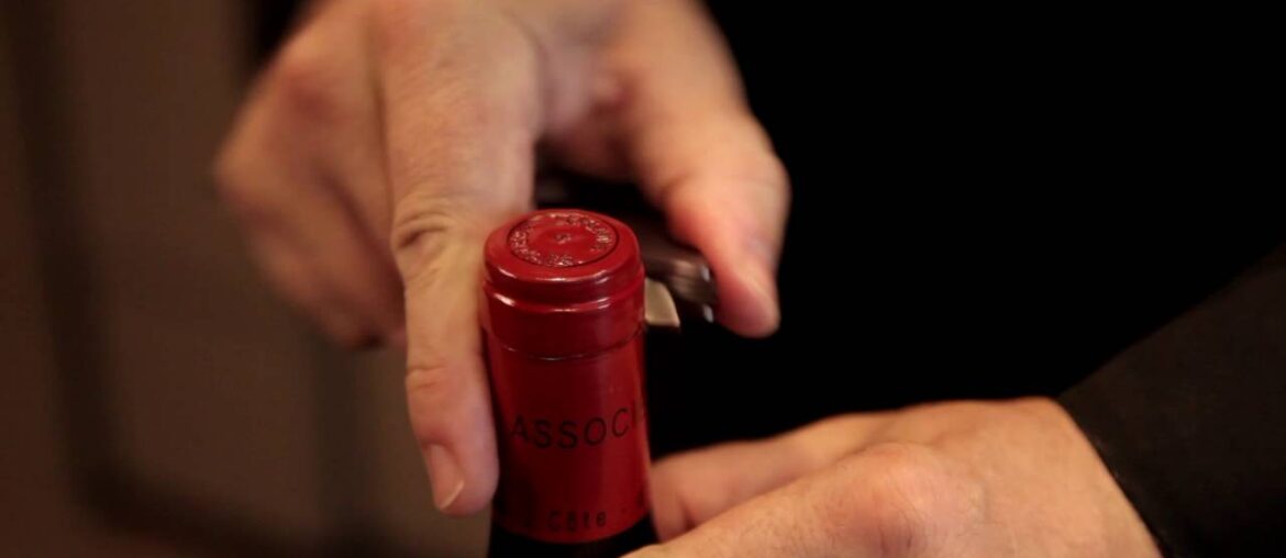 The Thiers Sommelier wine opener by Herve Pennequin The Thiers Sommelier wine opener by Herve Pennequin