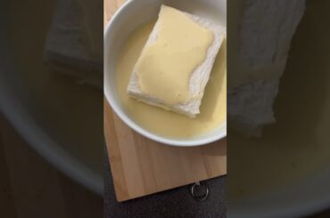 New style French toast with honey