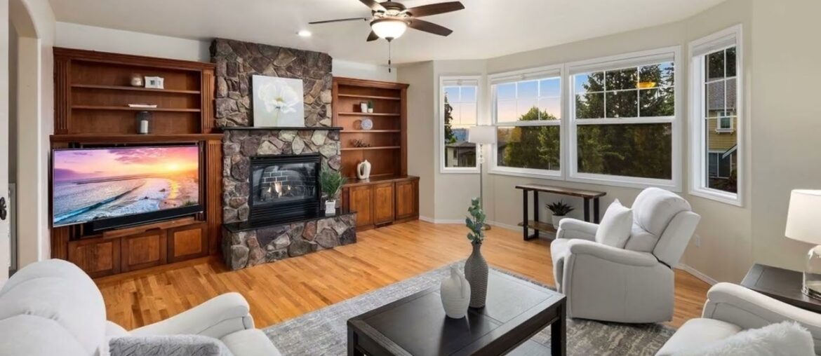 8305 Northeast 163rd Place, Kenmore, WA 98028 8305 Northeast 163rd Place, Kenmore, WA 98028