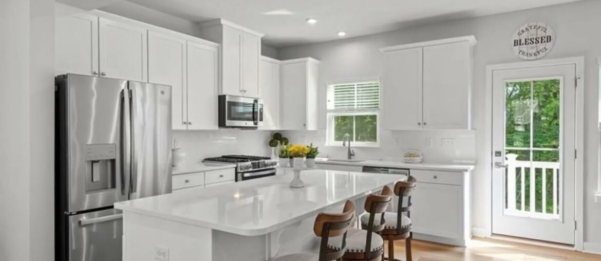 332 Caledonia Place, Cranberry Township, PA 16066 332 Caledonia Place, Cranberry Township, PA 16066