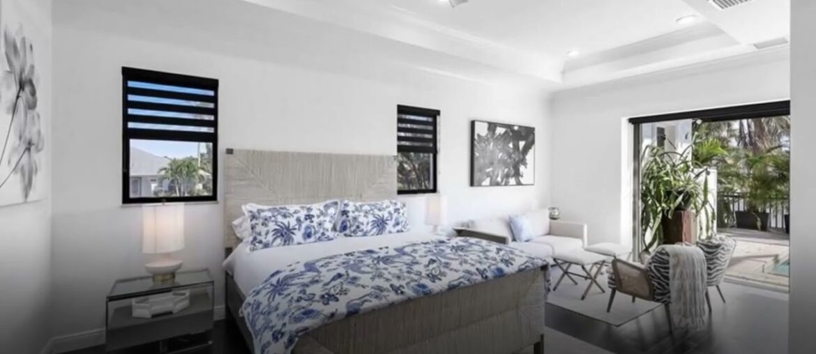 494 Seagull Avenue, Naples, FL 34108 494 Seagull Avenue, Naples, FL 34108