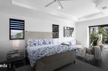 494 Seagull Avenue, Naples, FL 34108