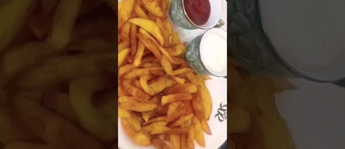 Instant crispy masala French fries #frenchfries #youtubeshorts #recipe #flavours_of_shaaz