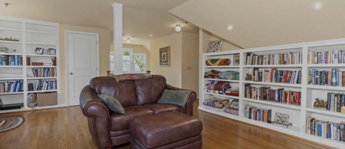 108 East Park Place, Newark, DE 19711 108 East Park Place, Newark, DE 19711