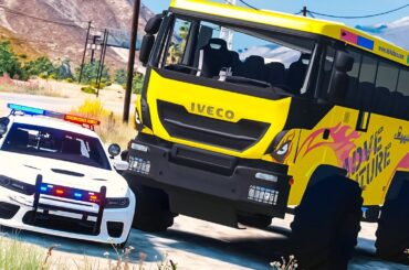 Cops Love My Off Road Bus | GTA 5 RP