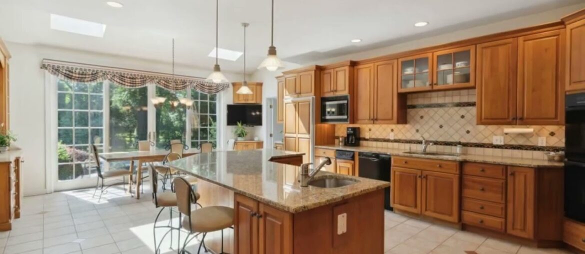 615 Great Springs Road, Bryn Mawr, PA 19010 615 Great Springs Road, Bryn Mawr, PA 19010