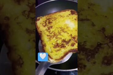 Easy French toast recipe #shortvideo #shorts #explore #food #trending #subscribe #like #viral