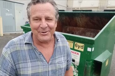 Dumpster Diving in Broad Daylight ~ More Treats from the ALDI Dumpster