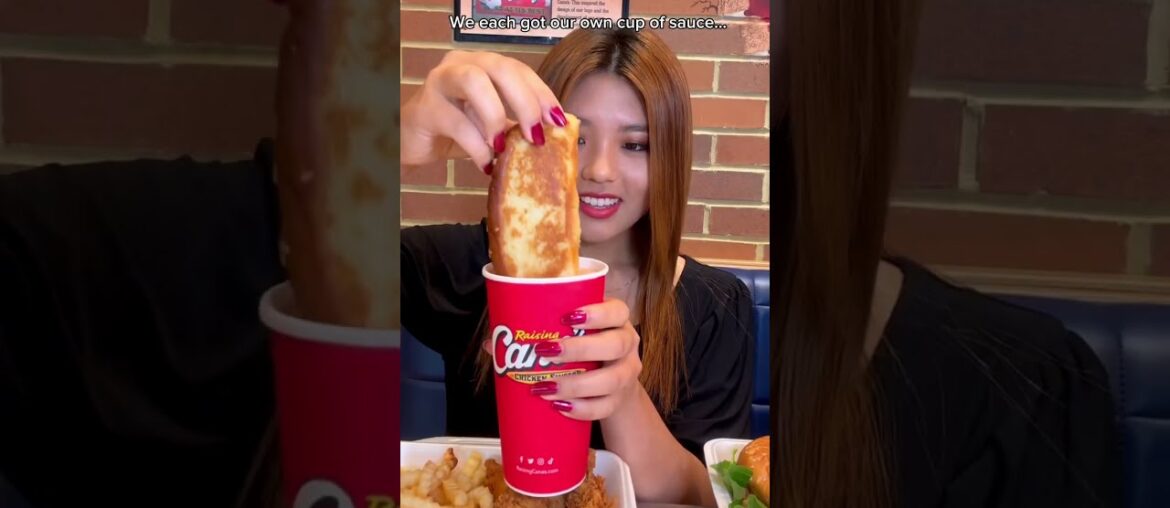 EATING THE ENTIRE MENU AT RAISING CANE'S! FRIED CHICKEN, FRIES, HUGE CUP OF SAUCE