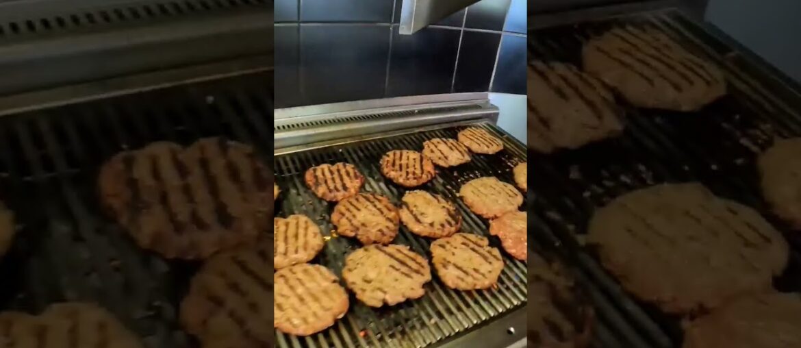 burger time!! how chef working in restaurant! how to grill burgers! #burger #burgers burger time!! how chef working in restaurant! how to grill burgers! #burger #burgers