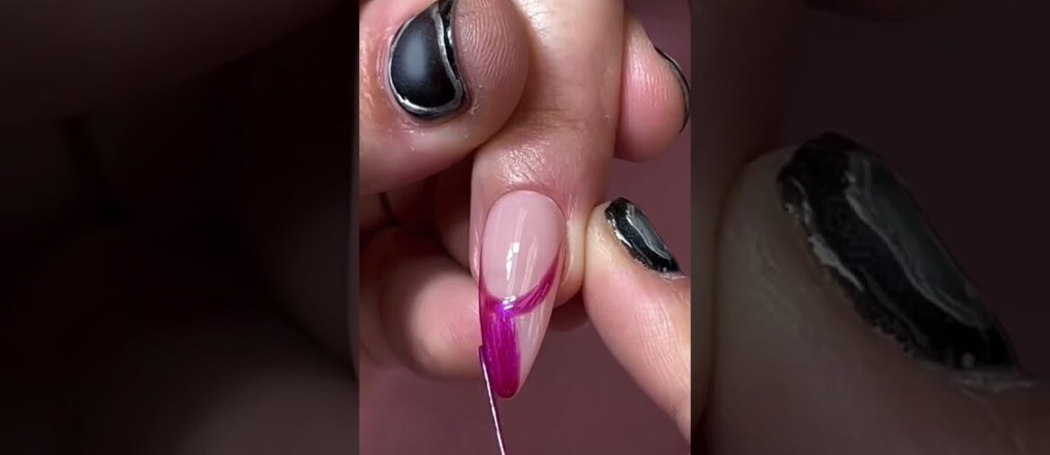 French tips + dainty stars + rhinestones = the perfect recipe  #shorts