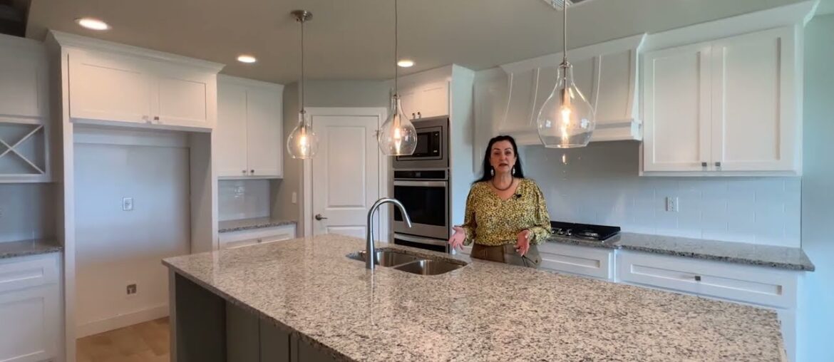 For Sale, City View, 8102 Pensacola, Amarillo, TX by Connie Taylor For Sale, City View, 8102 Pensacola, Amarillo, TX by Connie Taylor