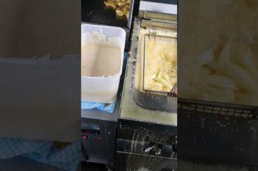 How To fry Potatoes| let's make French fries | frietje |Dirty Oil | #Dirty #fritter | Do not do this