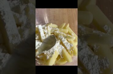 Quick Recipe to Make Crispy French Fries With Sauce at Home #shorts