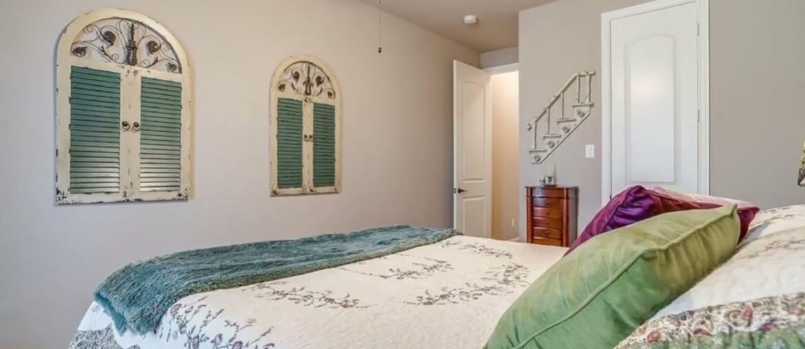 217 Marina Drive, Azle, TX 76020 217 Marina Drive, Azle, TX 76020