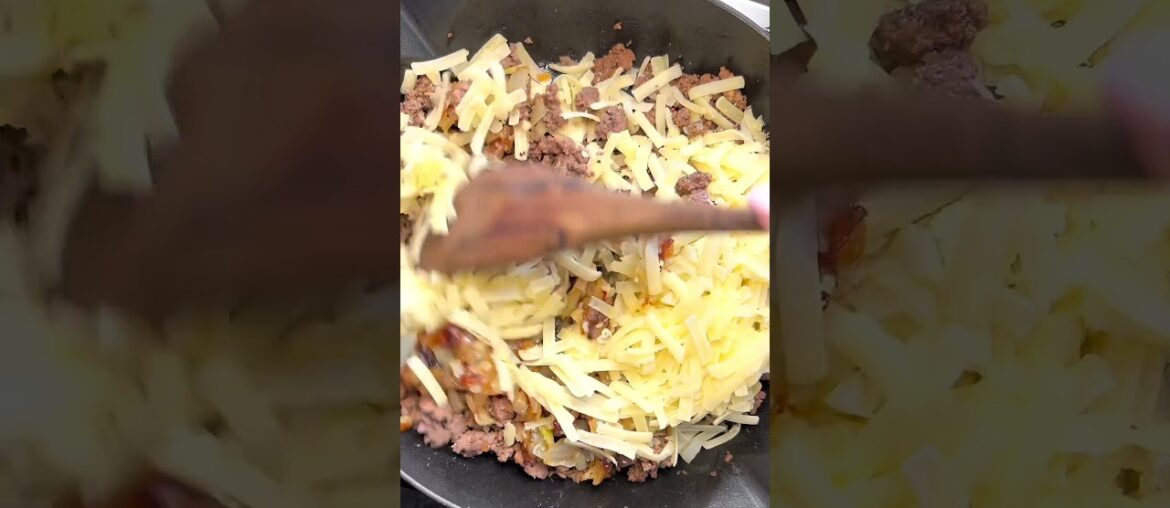 You've never had a burger like this Deconstructed French Onion Burger! –iam You've never had a burger like this Deconstructed French Onion Burger! --iam