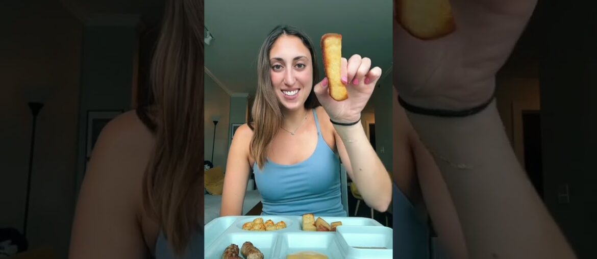 School lunch at home: French toast sticks