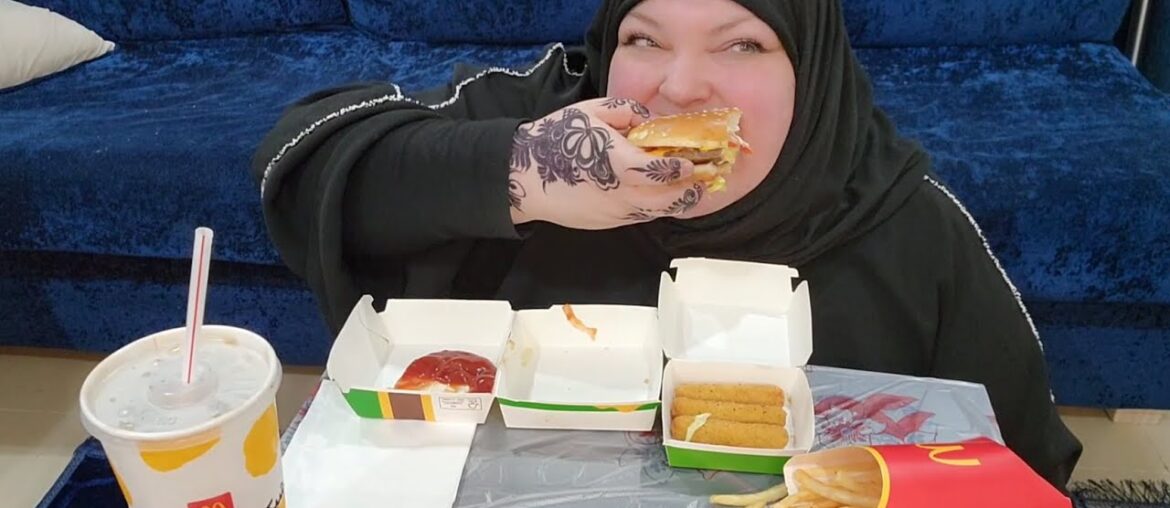 foodie beauty's mcdonald's big tasty and mozza sticks mukbang reaction