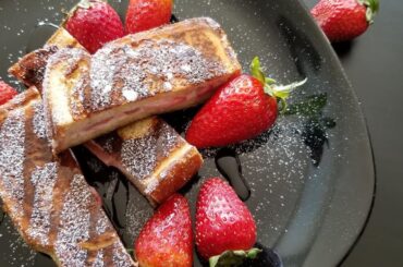 How to MAKE STUFFED FRENCH TOAST