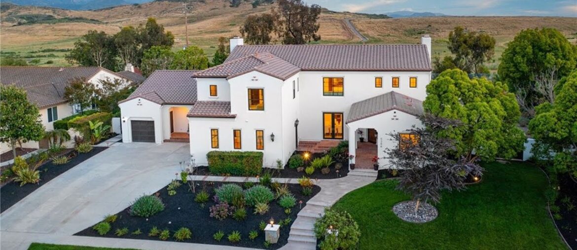 Highly anticipated Executive View Estate in Thousand Oaks for $3,199,500