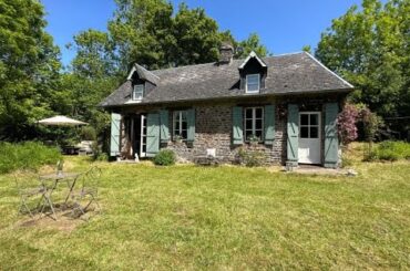@suzanneinfrance - SIF-001715 - Attractive cottage with 1/2 acre & no neighbours - UNDER OFFER!
