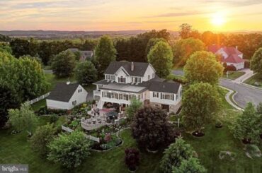 1709 Country Manor Drive York, PA 17408 - Luxury home for sale