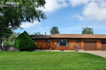 1004 Evergreen Drive, Colorado Springs, CO Presented by Gordon Weldon.