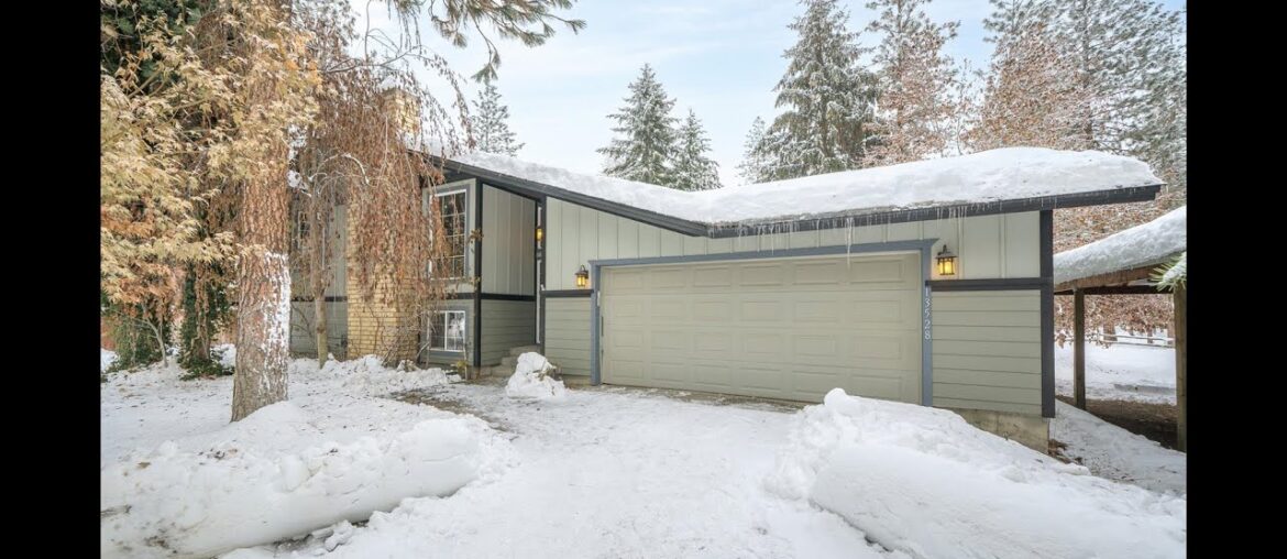 13528 W Meadowview Ln - Presented by Lizzy Sartin