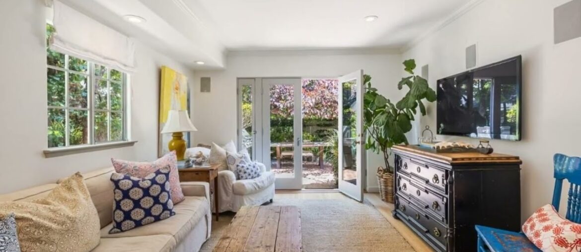 2343 Cowper Street, Palo Alto, CA 94301 2343 Cowper Street, Palo Alto, CA 94301