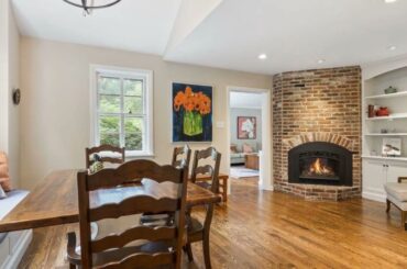 305 Valley Place, Wayne, PA 19087