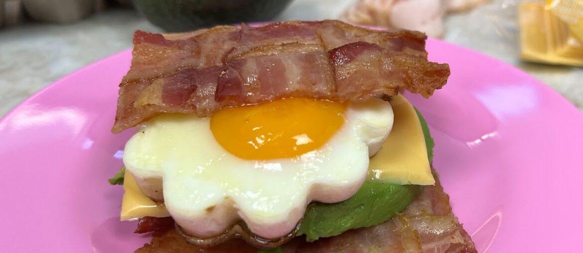 Bacon Weave Breakfast Sandwich