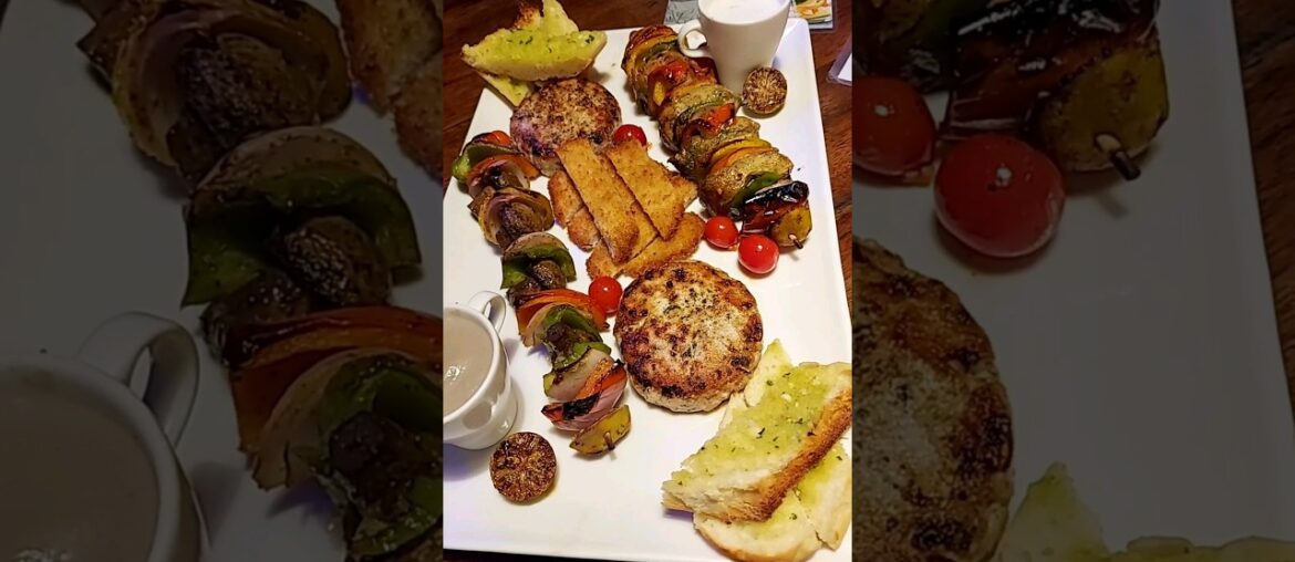 Grilled chicken platter (French cuisine) #shorts #youtubeshorts #foodshorts #eating #viral