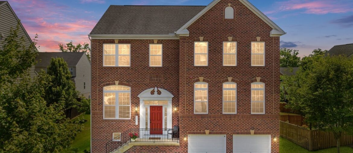 13713 Abbey Manor Ln Walk Through Video in Gainesville, VA 20155