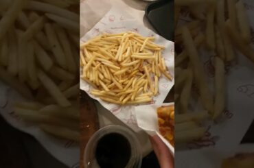 delicious food platter|french fries #junkfood  platter#foodieshorts #shortsvideo #ytshorts